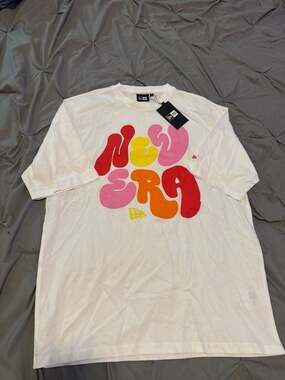New Era Men's Font Graphic Bubble Letter T-Shirt White